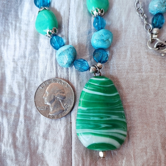 Art Sea Glass Stone Silver Tone Stephan & Co Green Turquoise Color Necklace NWT - Picture 8 of 15